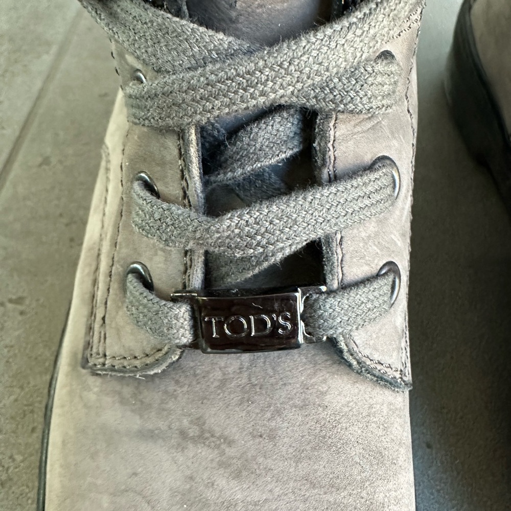 Tod’s Boots - Picture 2 of 6